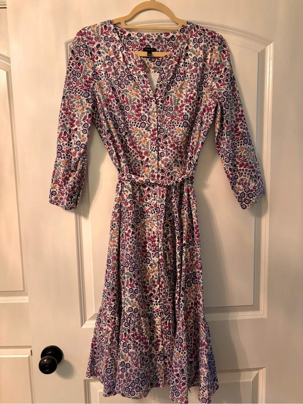 LIKE NEW! Talbots Fit & Flare Poplin Shirt Dress in Spring Fleur